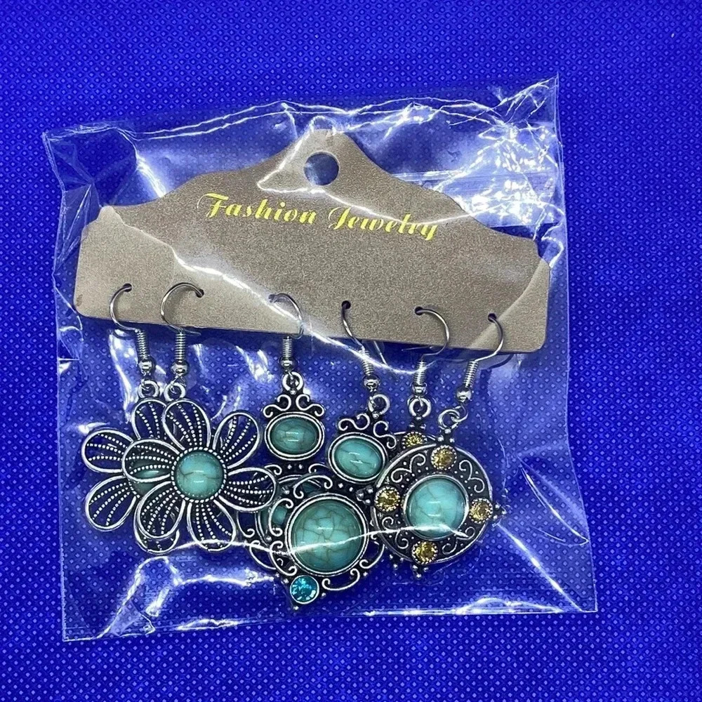 New‎ earrings 3 pair silver tone antique finish faux turquoise boho earrings - Picture 5 of 5